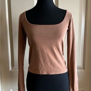 SKIMS Long Sleeve Scoop Neck Top